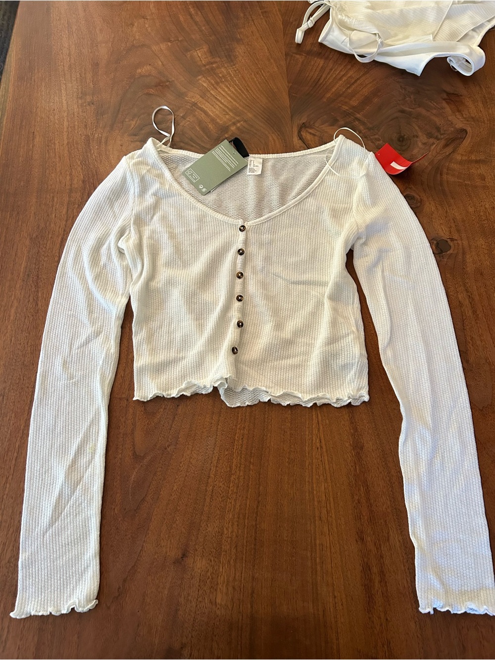 H&M White Ribbed Long Sleeve Button-Front Crop Top